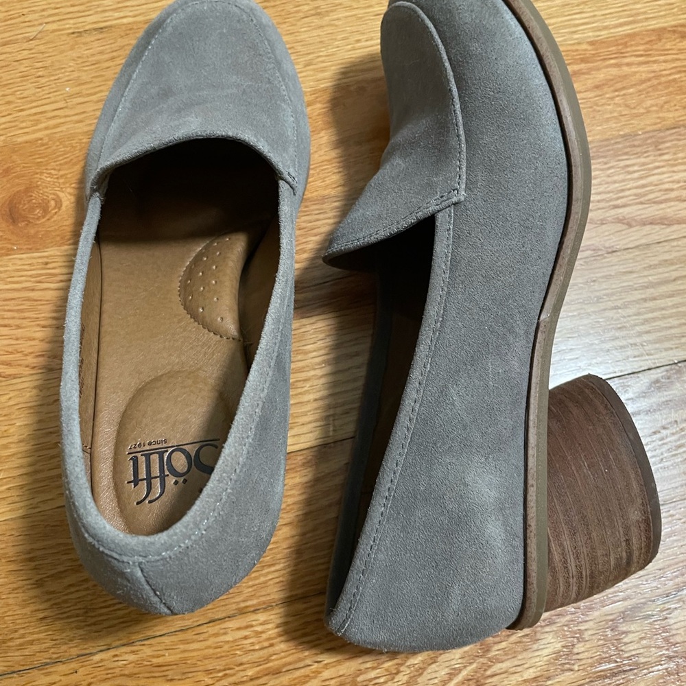 Women's Gray Suede Loafers